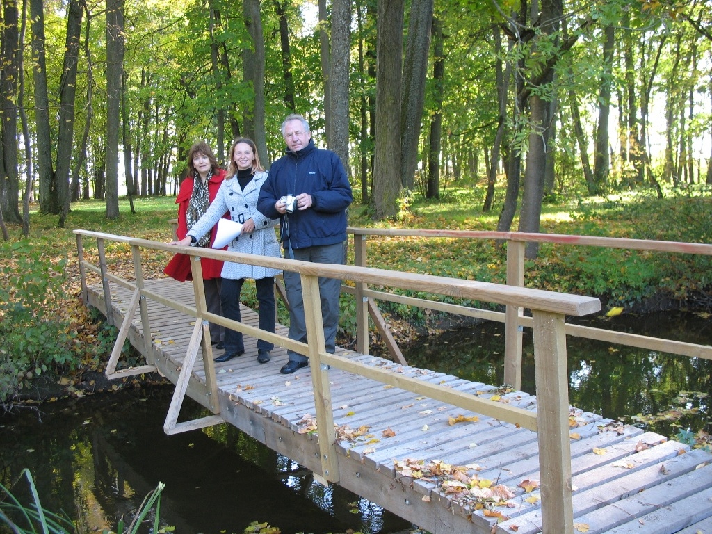 Svitenē ir tiltiņš ar savu teiku