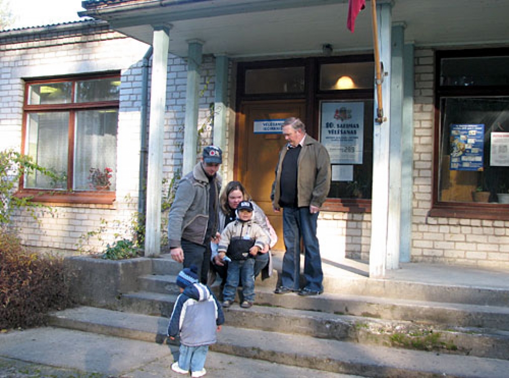 Papildināts ar foto: Arī Iecavā un Vecumniekos vēlētāji visvairāk atbalstījuši «Vienotību»