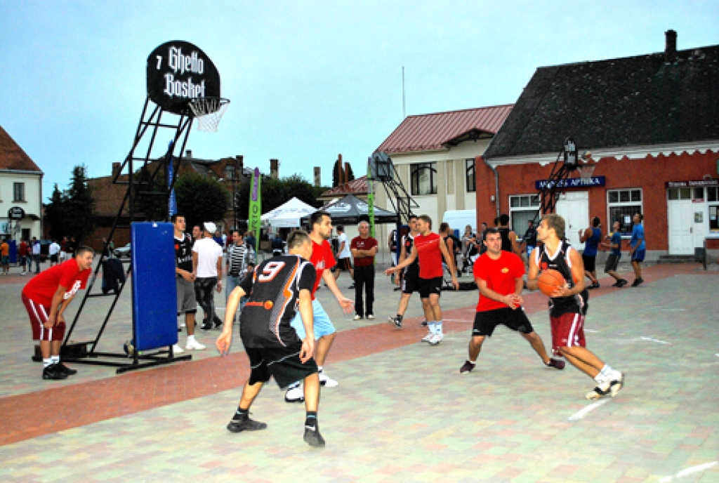 Bauskā «Ghetto Basket» turnīrā tiekas 27 komandas