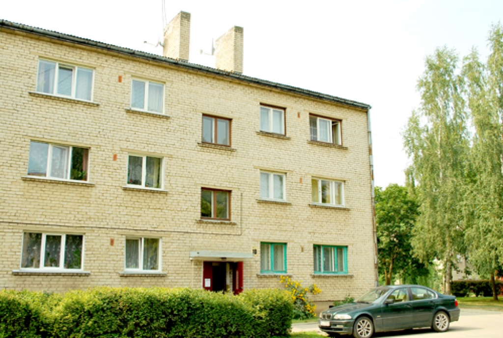 Sirseņi apdraud daudzdzīvokļu mājas iedzīvotājus