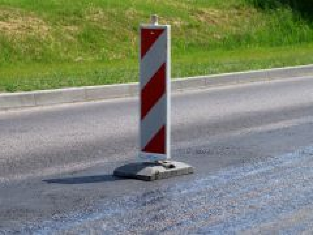 Noteikti satiksmes ierobežojumi autoceļu posmā Dobele-Bauska