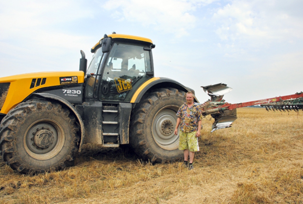 Gatavo augsni rapšu sējai