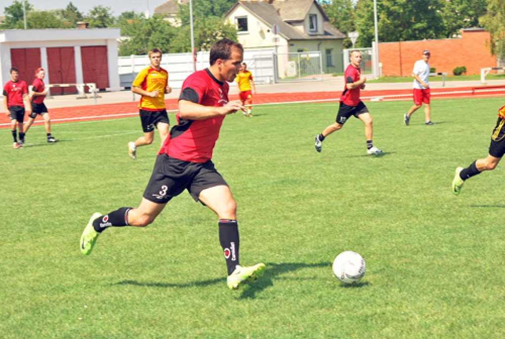 Sākusies Rundāles novada kausa izcīņa minifutbolā