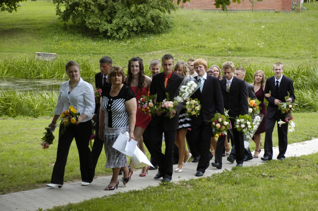 Sākas izlaidumu maratons