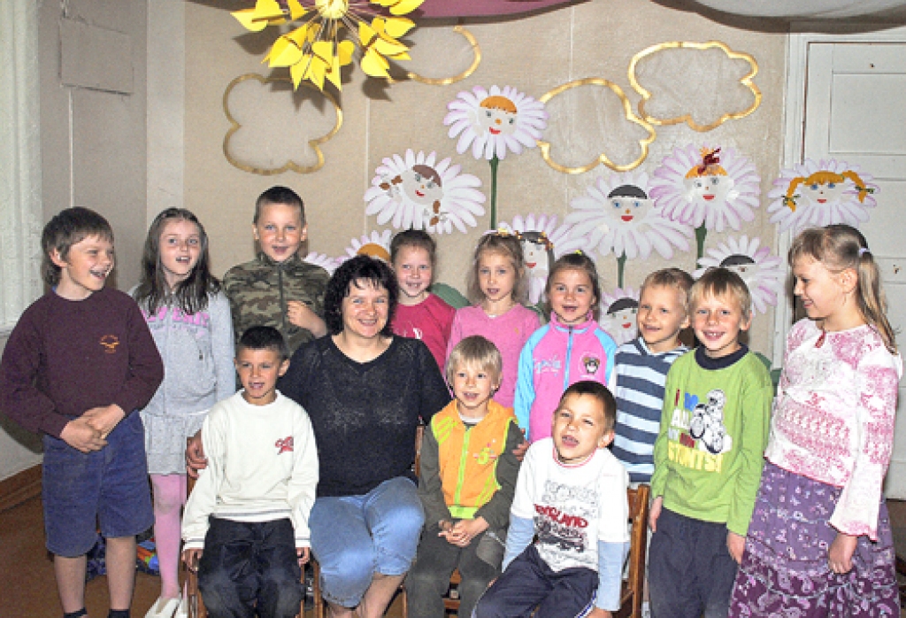 «Mārpuķītes» pēdējais izlaidums Kaucmindes pilī