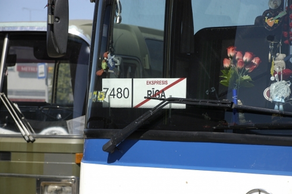 Rīgas maršrutā slēgs deviņus autobusu reisus
