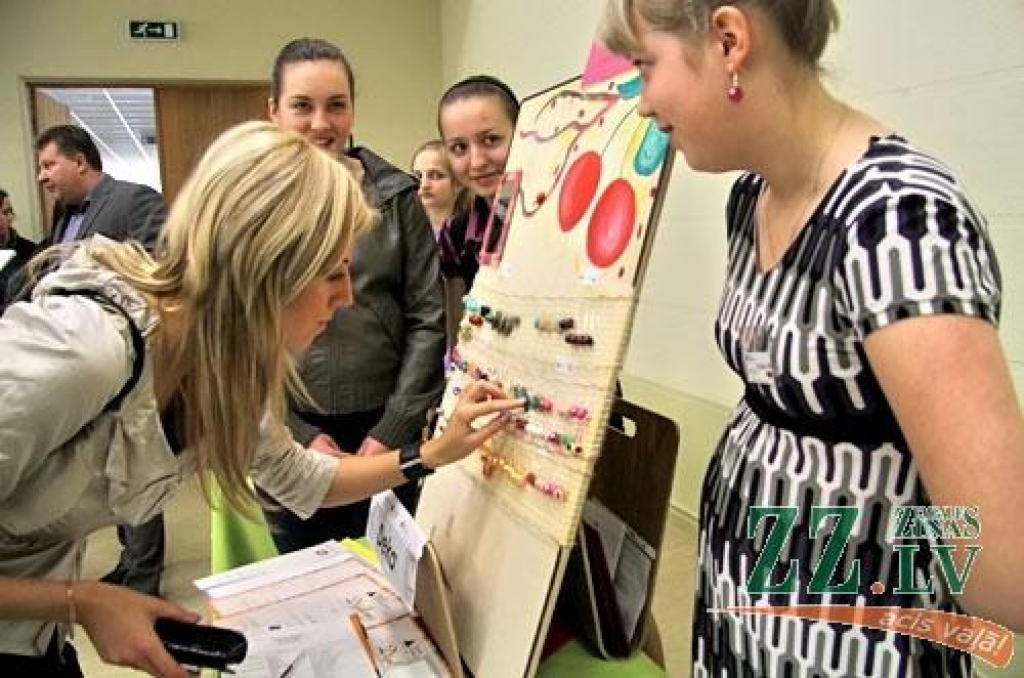 Skolēnu firmu konkursa laureātos trīs mūspuses skolēnu firmas