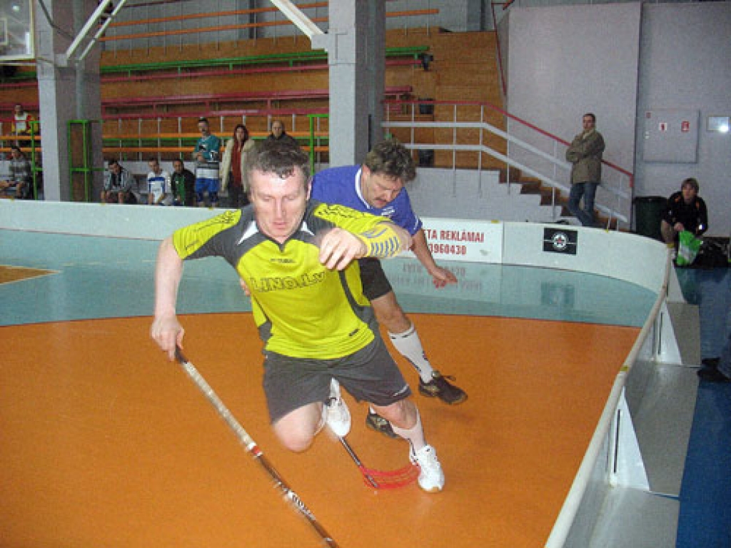 Florbola veterāni medaļas sadalīs Bauskā