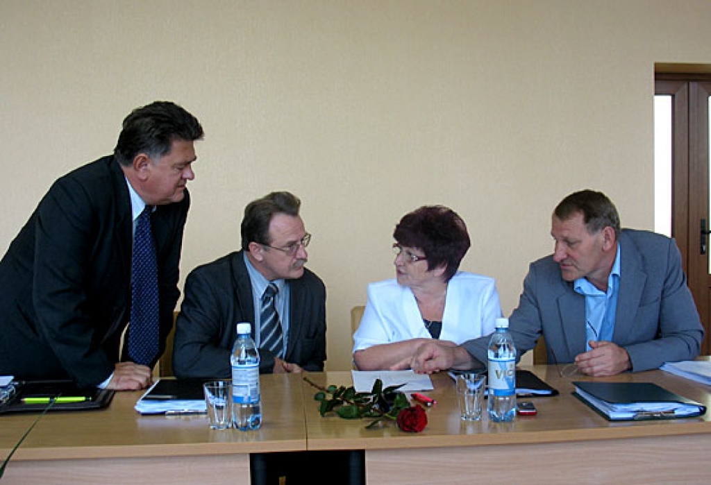 Rosina nozīmīgu algu reformu