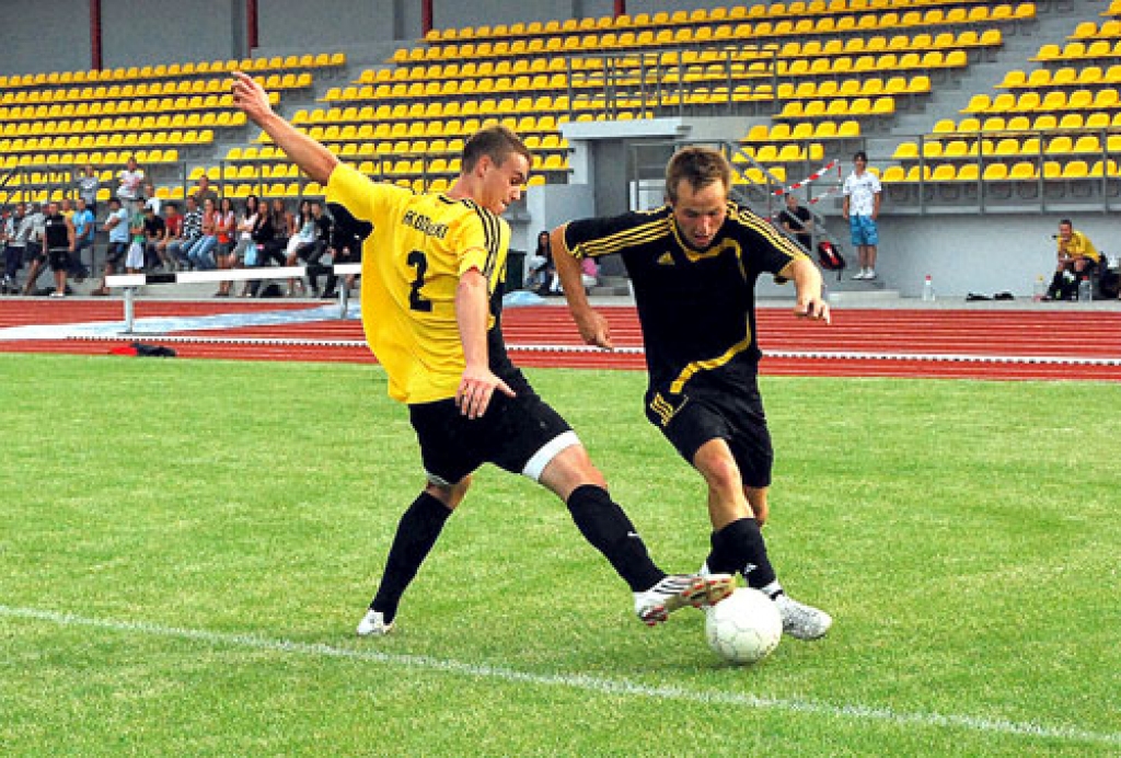 Bauskas rajona BJSS futbolisti līdzīgi cīnās ar spēcīgākajiem