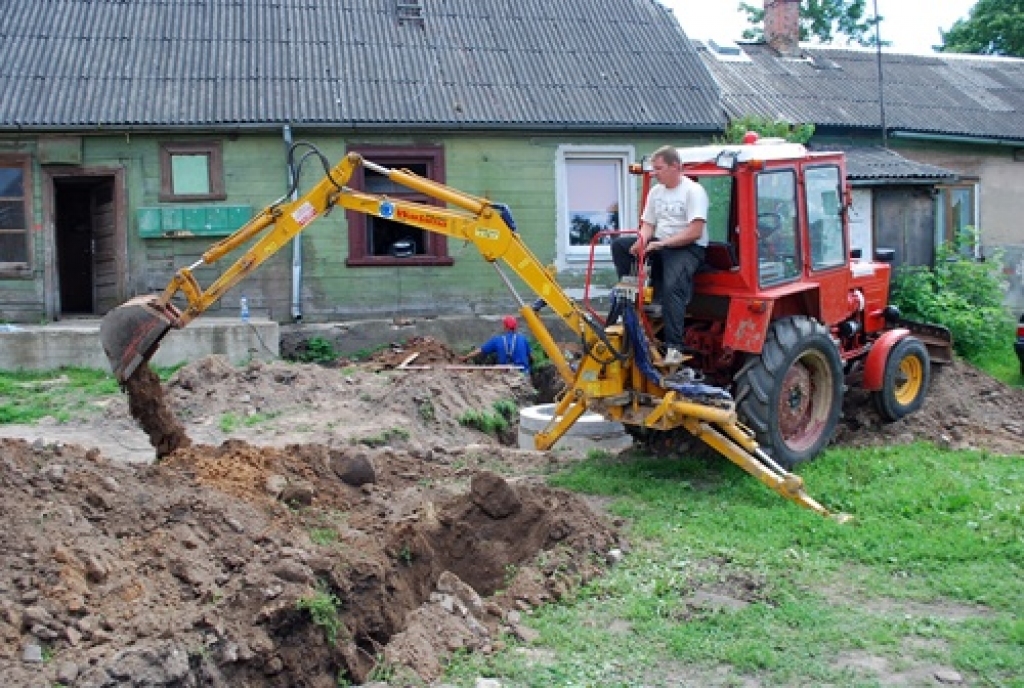 Uztrauc lietusgāzes sekas