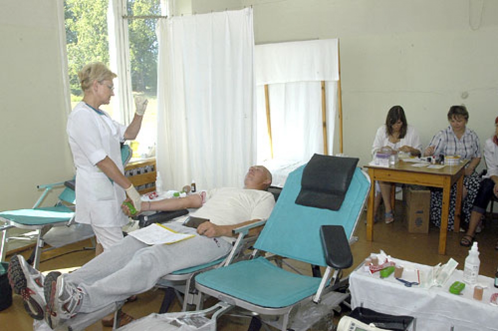 VADC ļoti trūkst 0 grupas negatīvo asiņu
