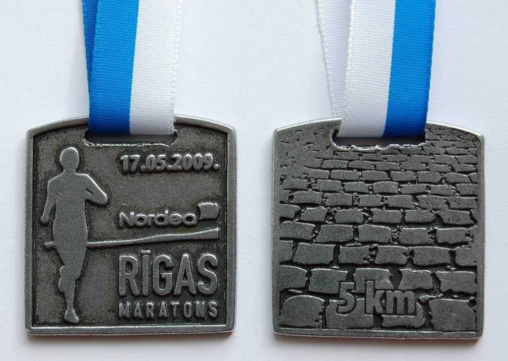 Maratona dalībnieku medaļas gatavotas Bauskā
