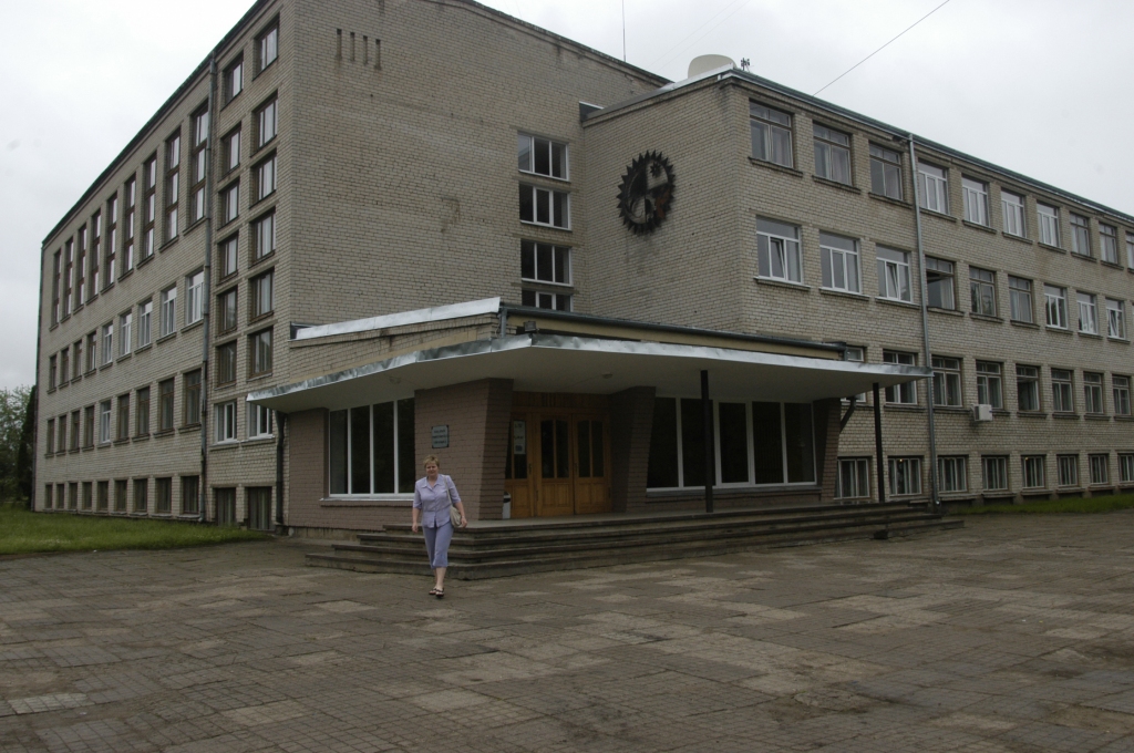 Atbalstīs profesionālās skolas