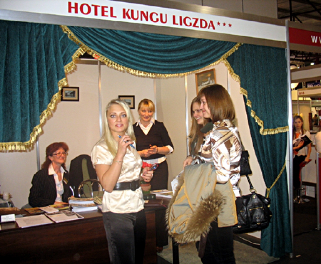Baušķeniekiem izstādē tikai divi stendi