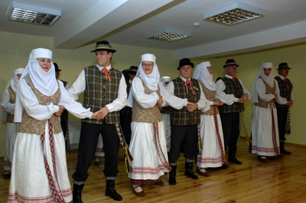 Pirmos Saieta namā godinās Andrejus