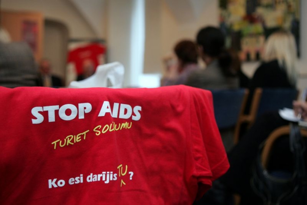 Iecavā rīko stafeti par HIV/AIDS tēmu