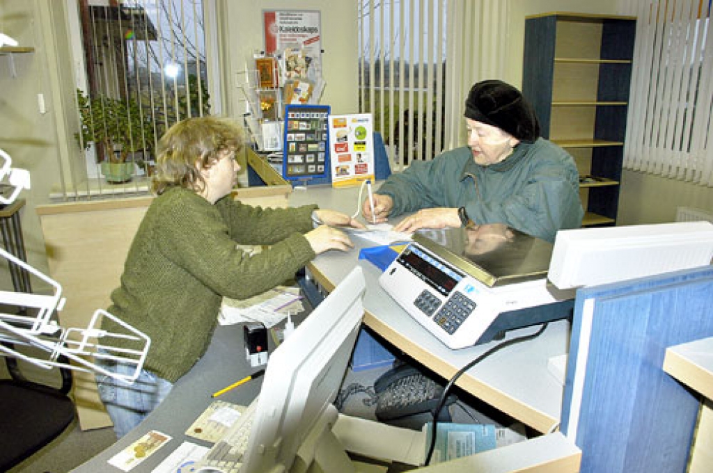 Arvien vairāk abonē internetā