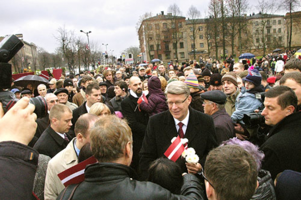 Reģiona sirdī – Jelgavā – svin valsts jubileju