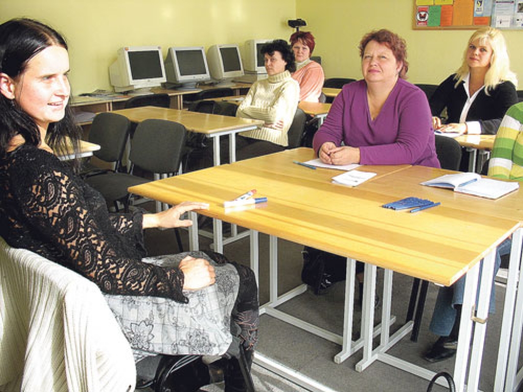 Bezdarbs par krīzi vēl neliecinot