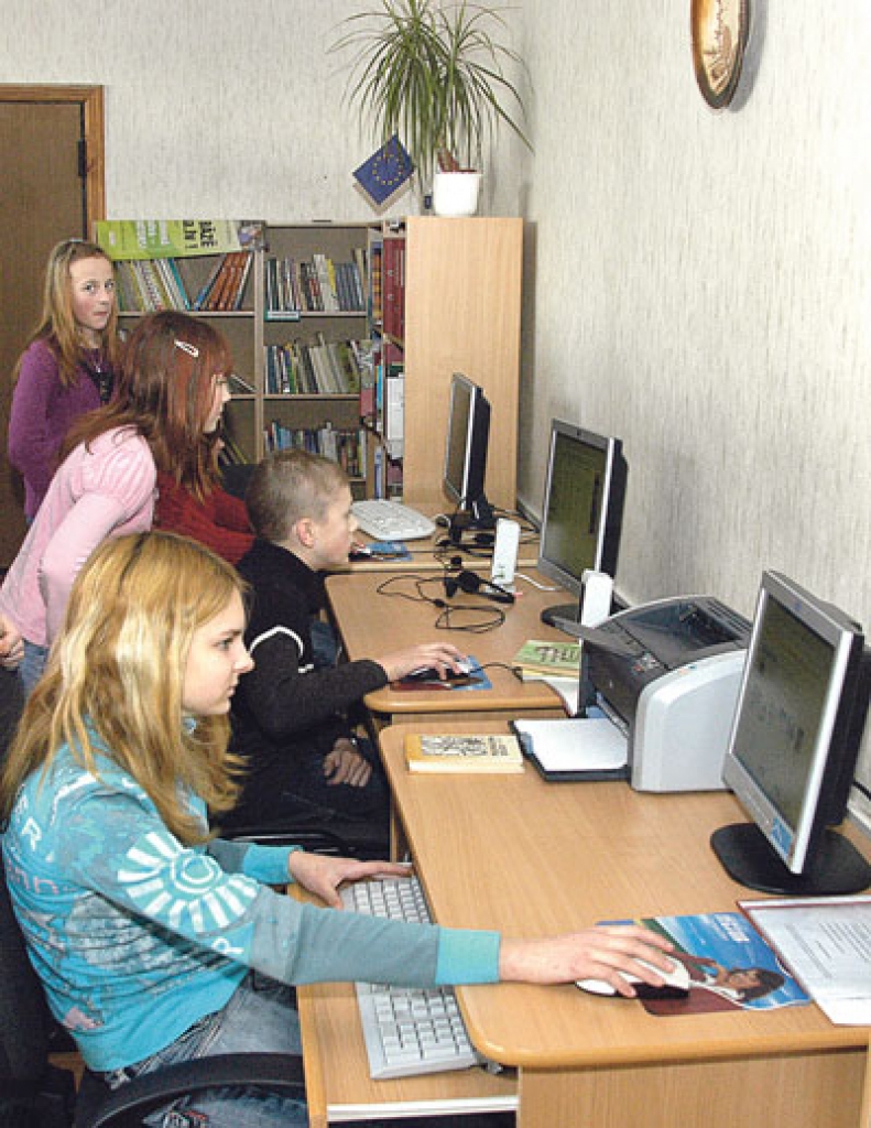 Grāmatas vērtē virtuāli