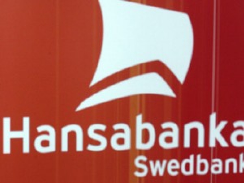 Hansabanka maina nosaukumu
