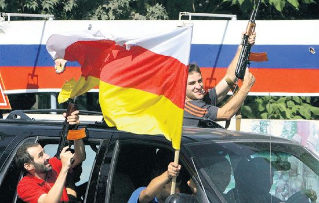Krievijas prezidents atzīst Dienvidosetijas un Abhāzijas neatkarību