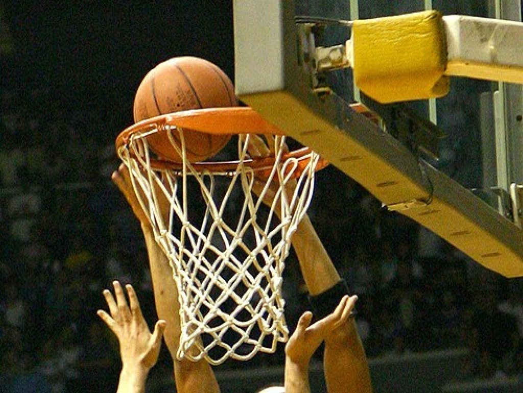 Gaida pieteikumus Iecavas basketbola mačiem