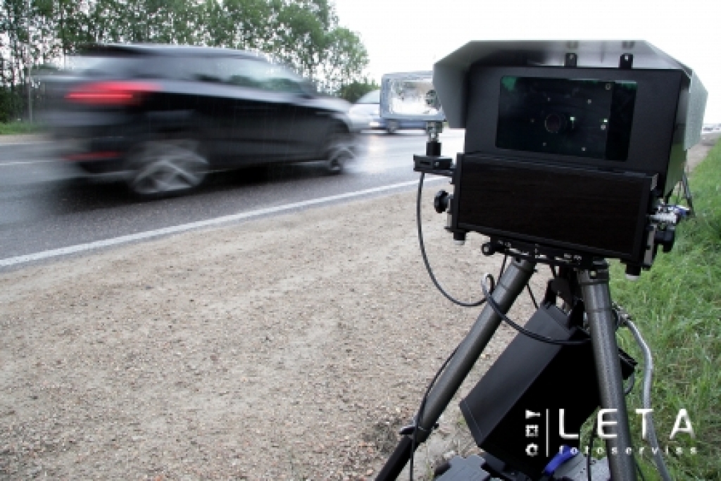 Nedēļas laikā fotoradari fiksē 700 pārkāpēju