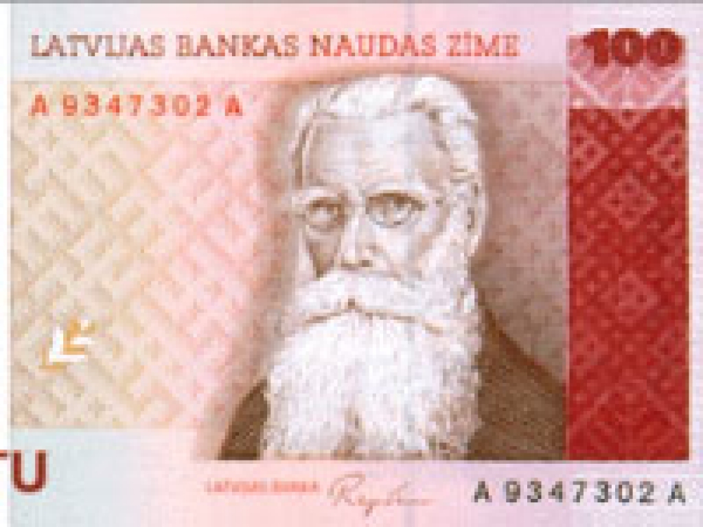 Cilvēki naudu sākuši aizņemties pārdomātāk
