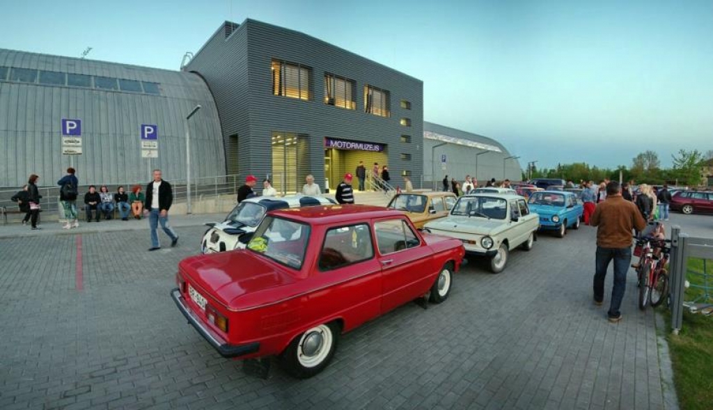 Pirms Jāņiem Bauskas motormuzejā atklās fotoizstādi