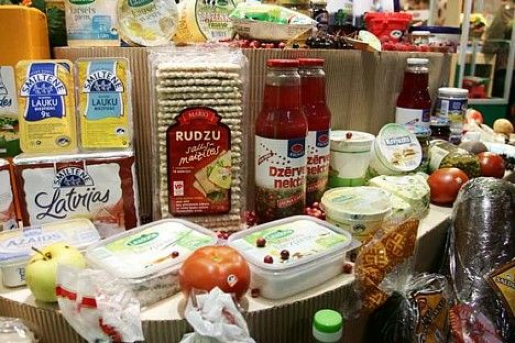 Sola atbalstu izstādes dalībniekiem