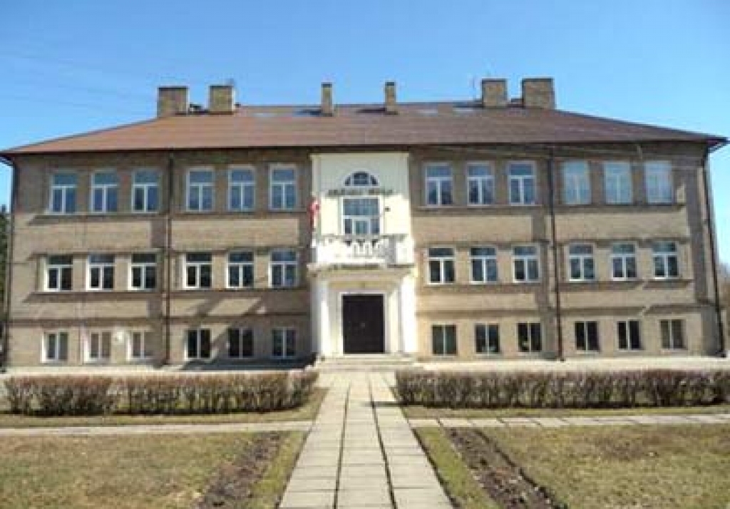 Pieteicies viens Mežgaļu skolas direktora amata kandidāts