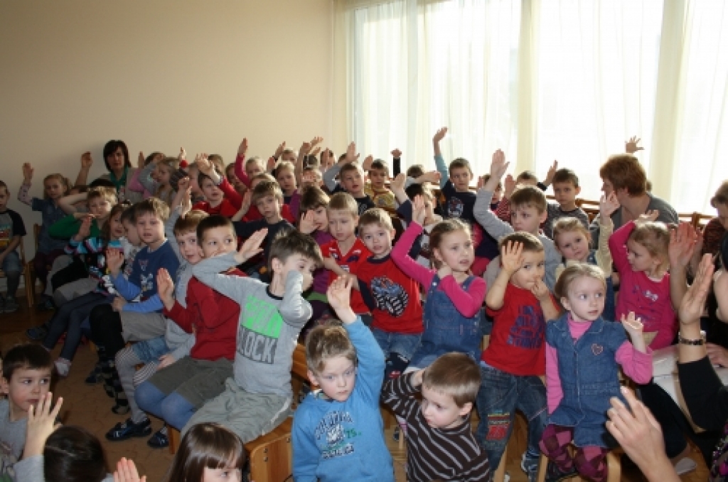 Iecavā atvērs bērnu veidoto Ekopasaku grāmatu