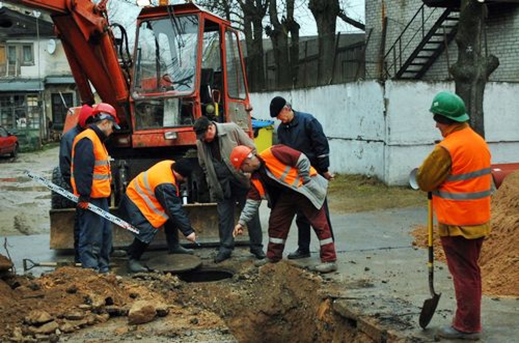 Sākas rakšanas darbi Biržu ielā