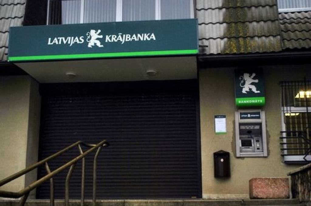„Latvijas Krājbanku" atzīst par maksātnespējīgu