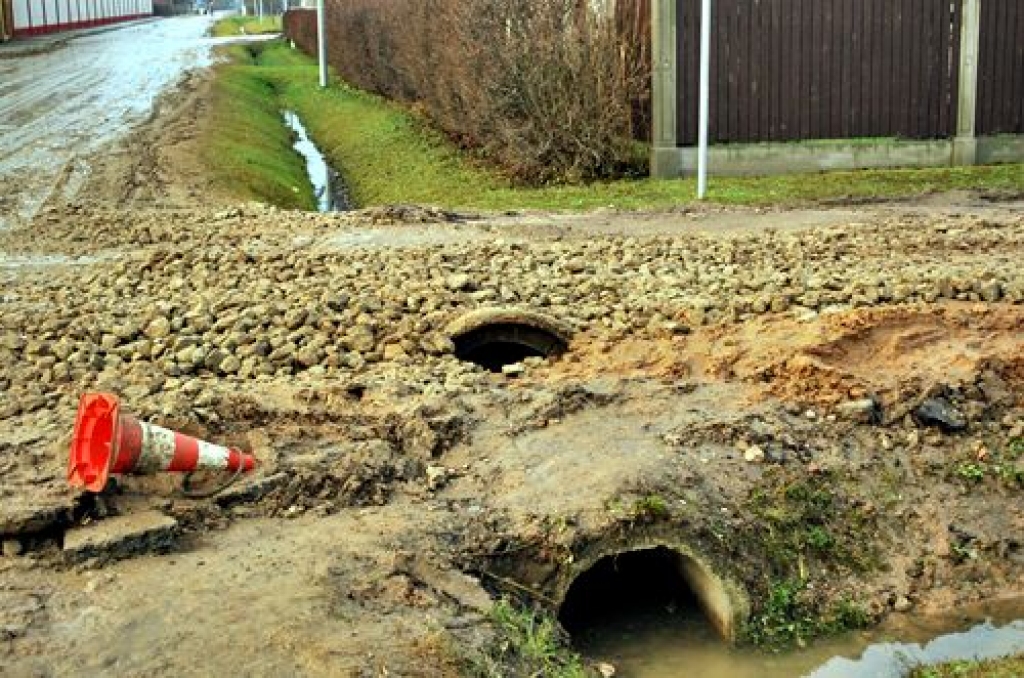 Bardaks Bauskas ielās turpinās