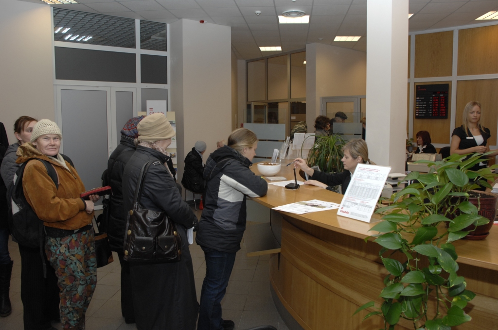 Bankas «Citadele» Bauskas filiālē sarukušas gaidītāju rindas