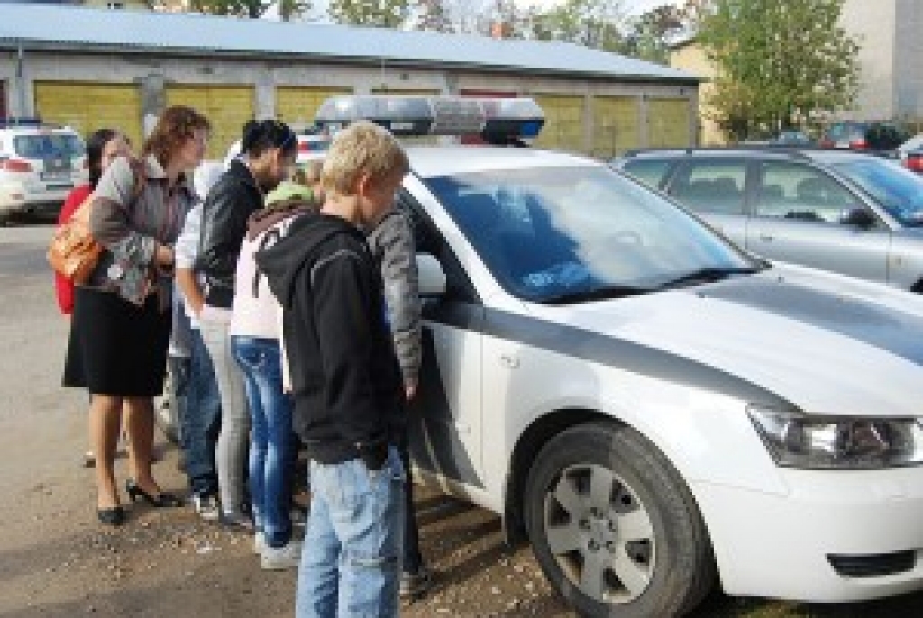 Valsts iestādes piektdien rīko atvērto durvju dienu