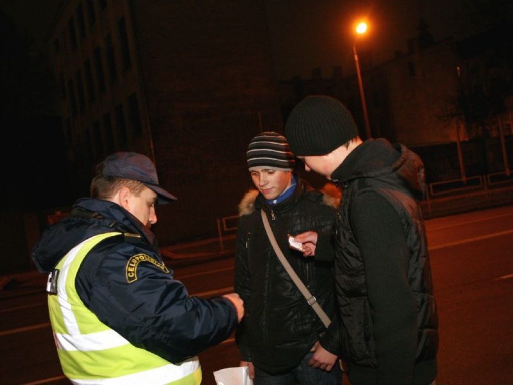 Valsts policija Zemgalē sāk akciju «Esi redzams»