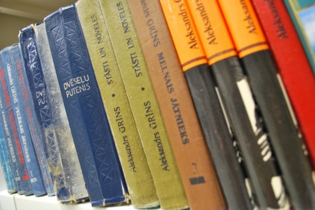 Nosauktas titula «Bibliotekāres – gaismas nesējas» pretendentes