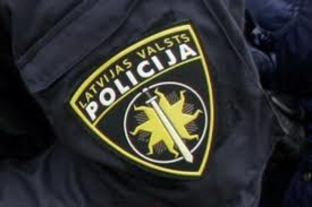 Zagļi uzdarbojas degvielas uzpildes stacijā