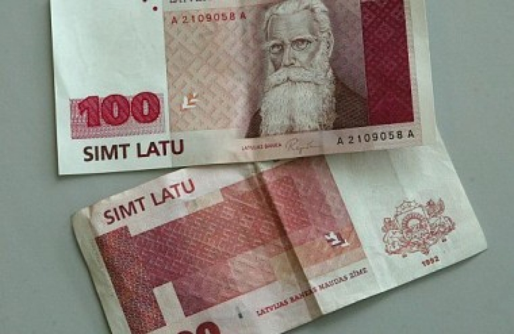 No 1.jūlija «simtlatnieki» saņems par 20 latiem mazāku stipendiju
