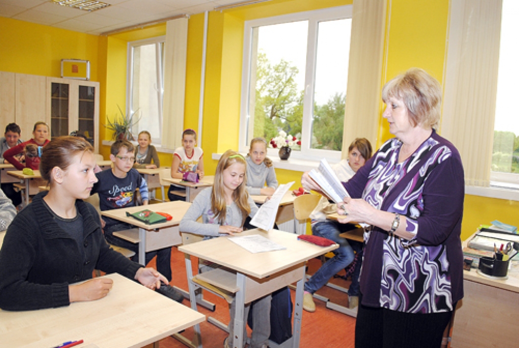 Skolēni zināšanas atklāj valsts ieskaitēs