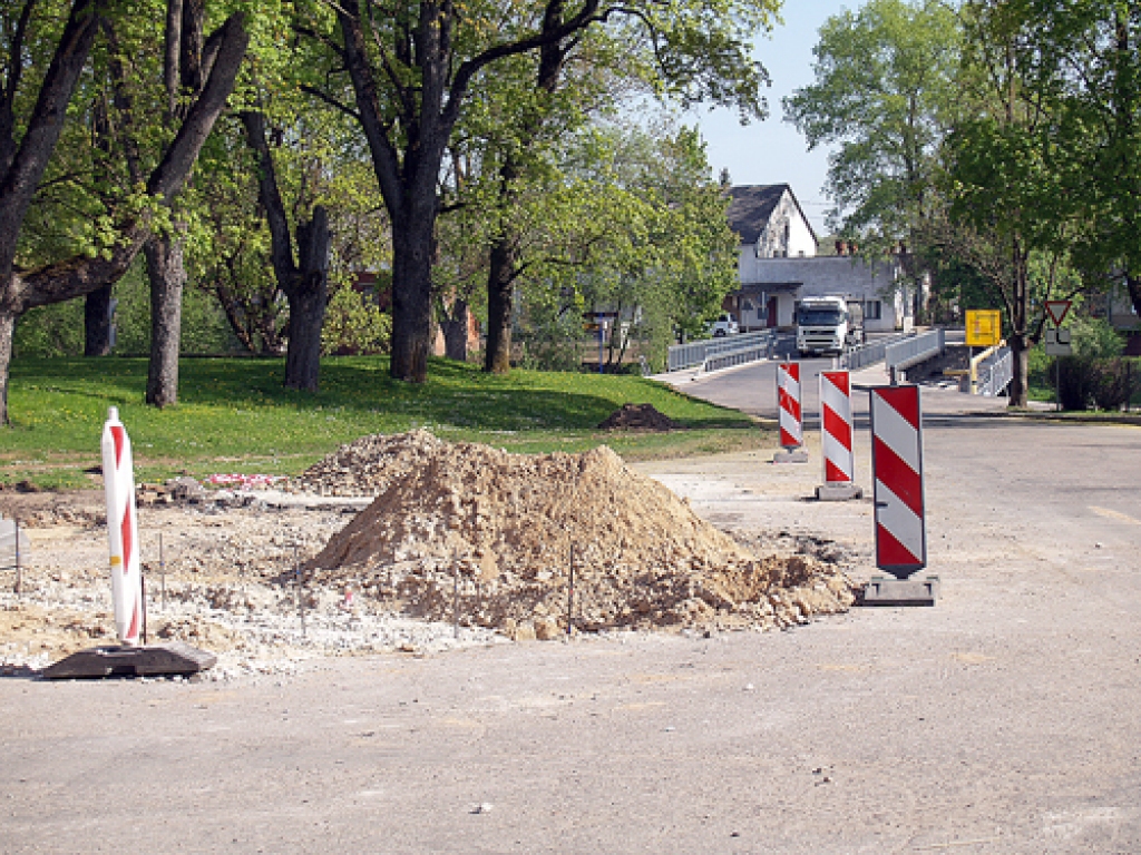 Iecavnieki iebilst pret krustojuma pārbūvi