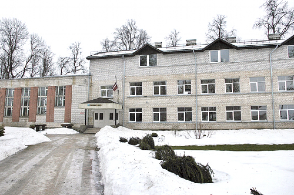 Deputātiem jāpieņem politisks lēmums