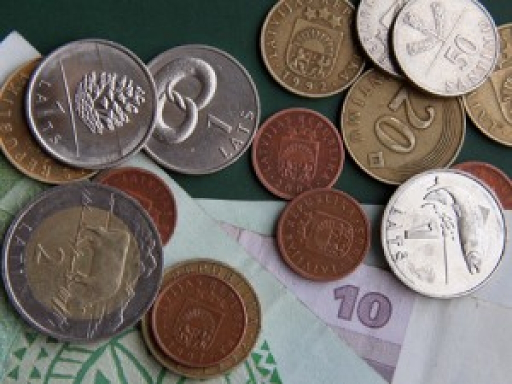 14% uzņēmēju plāno šogad palielināt darbinieku algu
