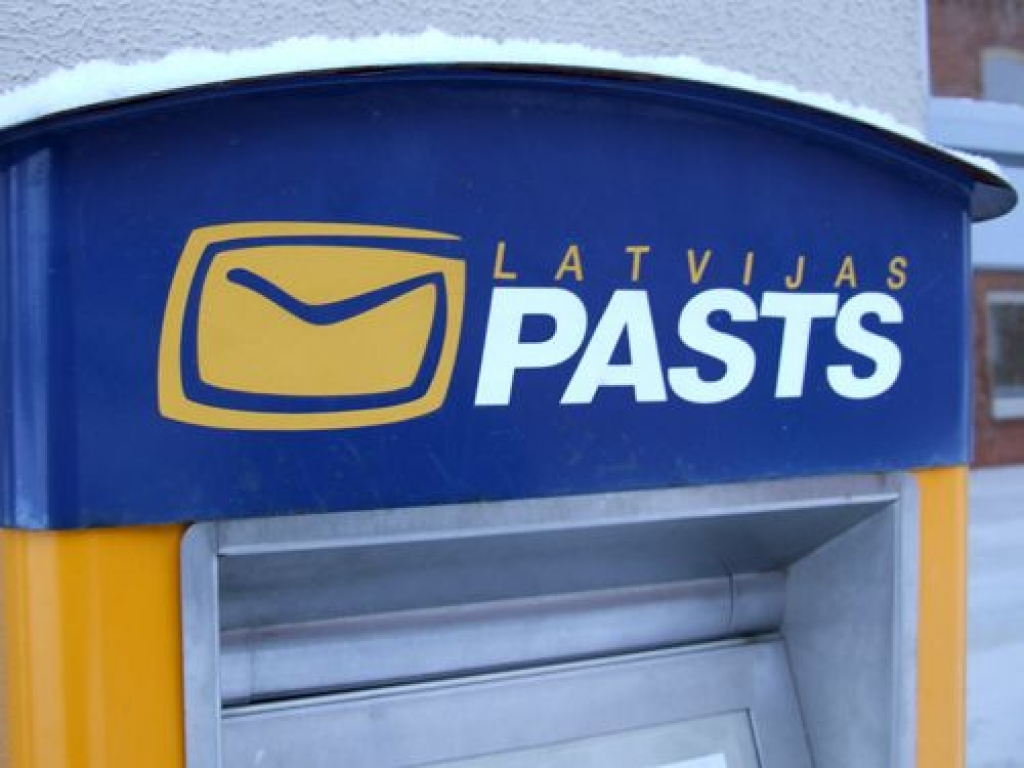 Sniega dēļ šodien kavējas pasta piegāde visā Latvijā