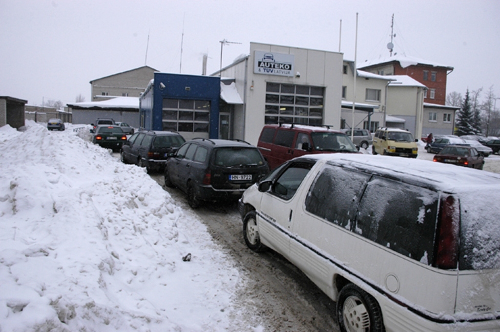 CSDD Bauskas nodaļā veidojas rindas