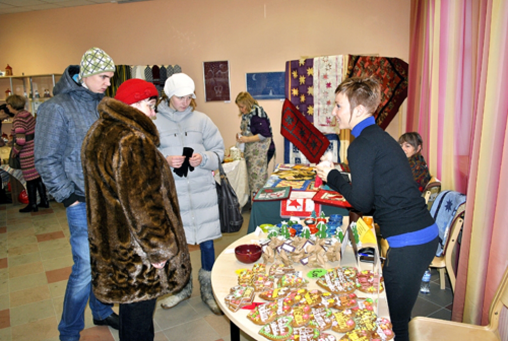 Amatnieku tirdziņā gaidīja vairāk pircēju